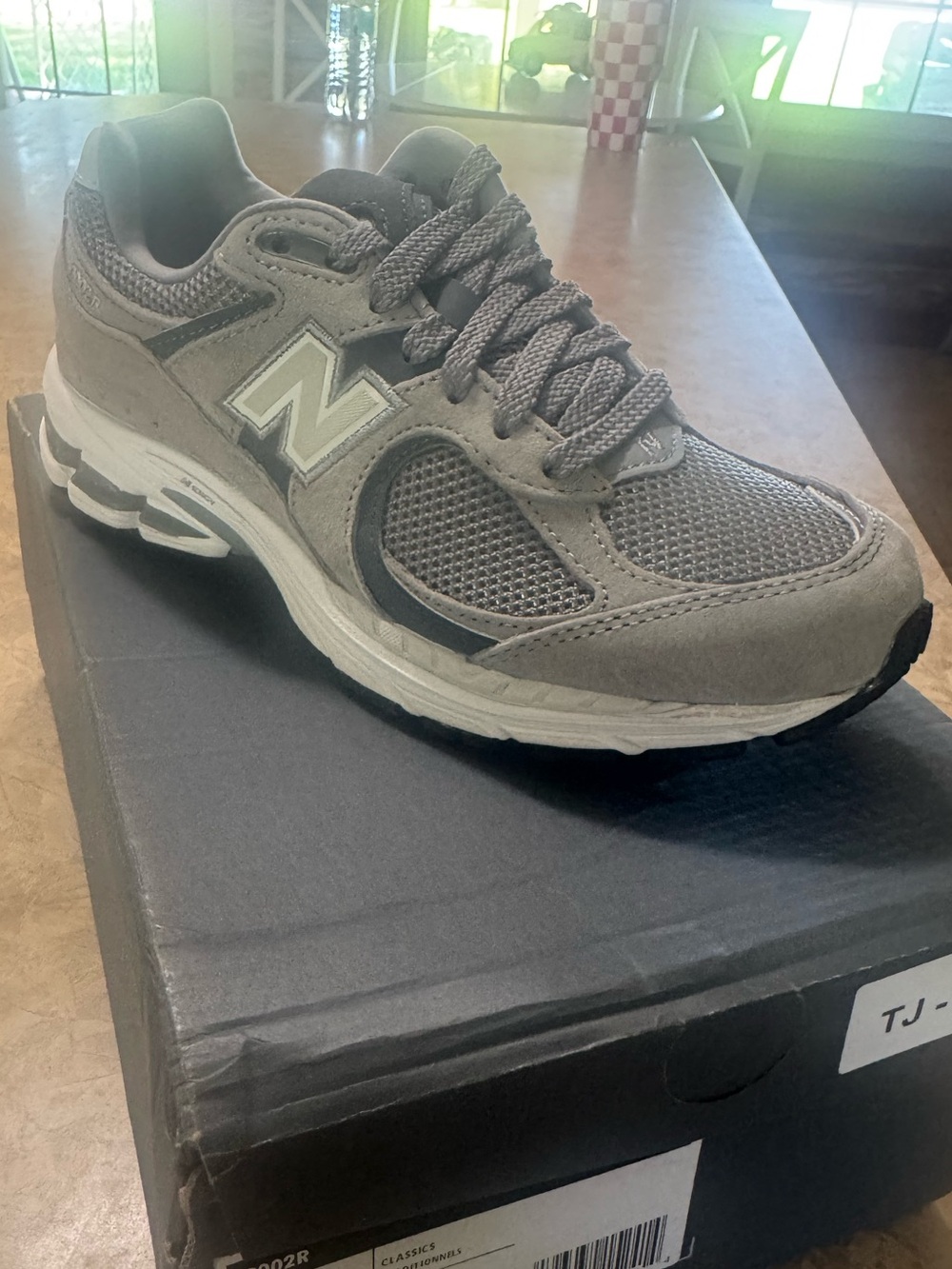 New Balance women's 6  2002R Gray Athletic Sneaker